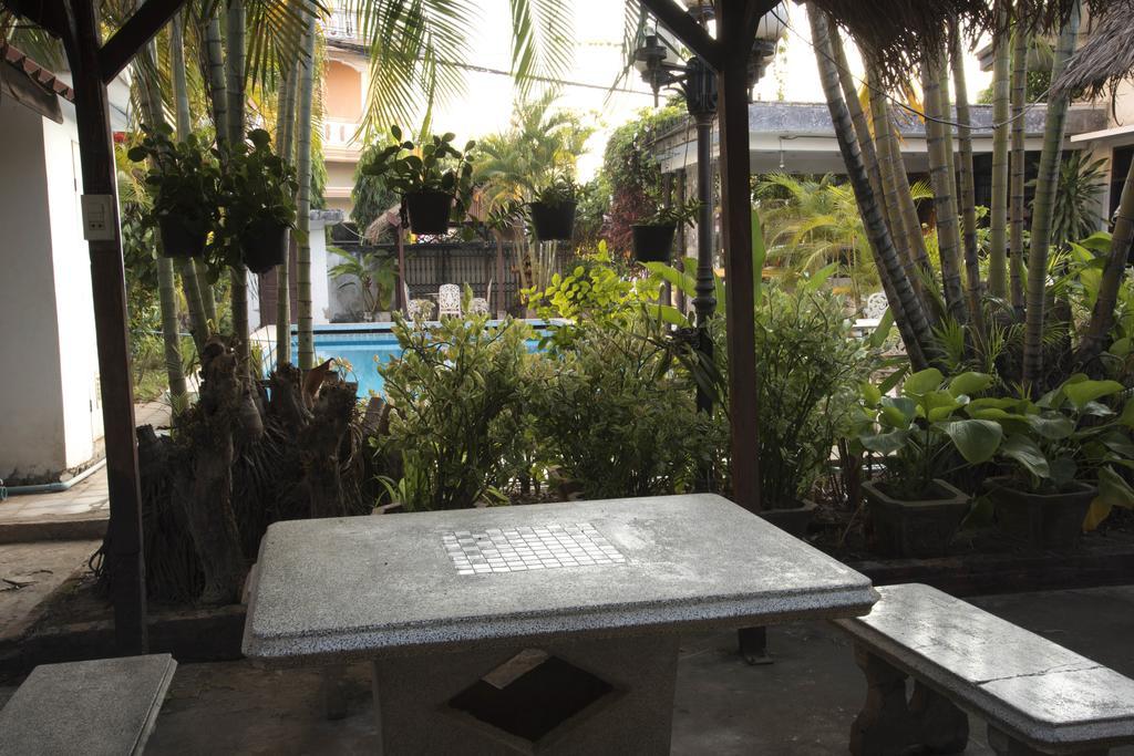 Villa Sisavad Guesthouse Vientiane Exterior foto